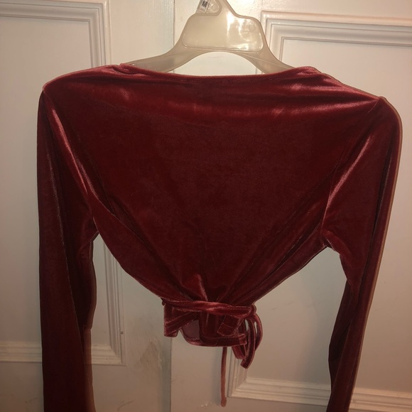 FOREVER 21 VELVET TOP - Picture 2 of 3